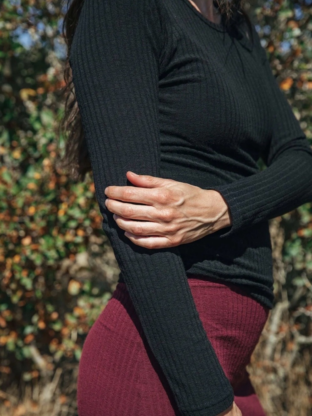 Simply Merino Ribbed Long Sleeve Crew in Black